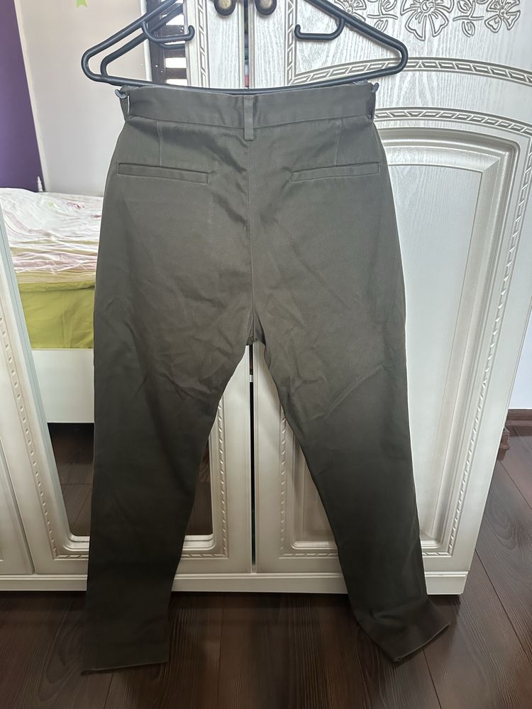 Pantaloni chino COS