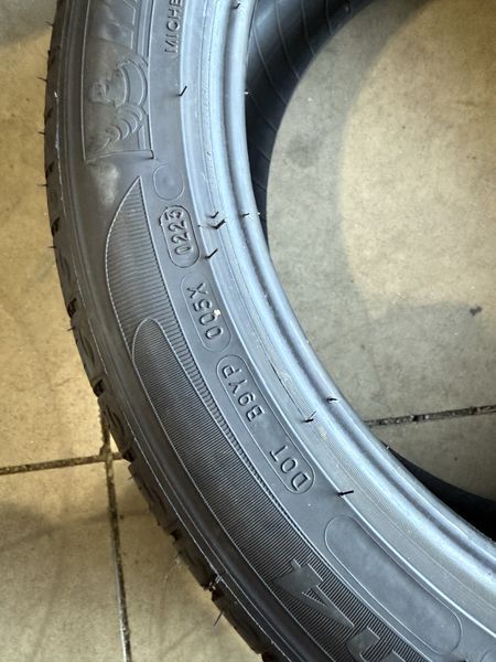 245/45/19 MICHELIN 2бр