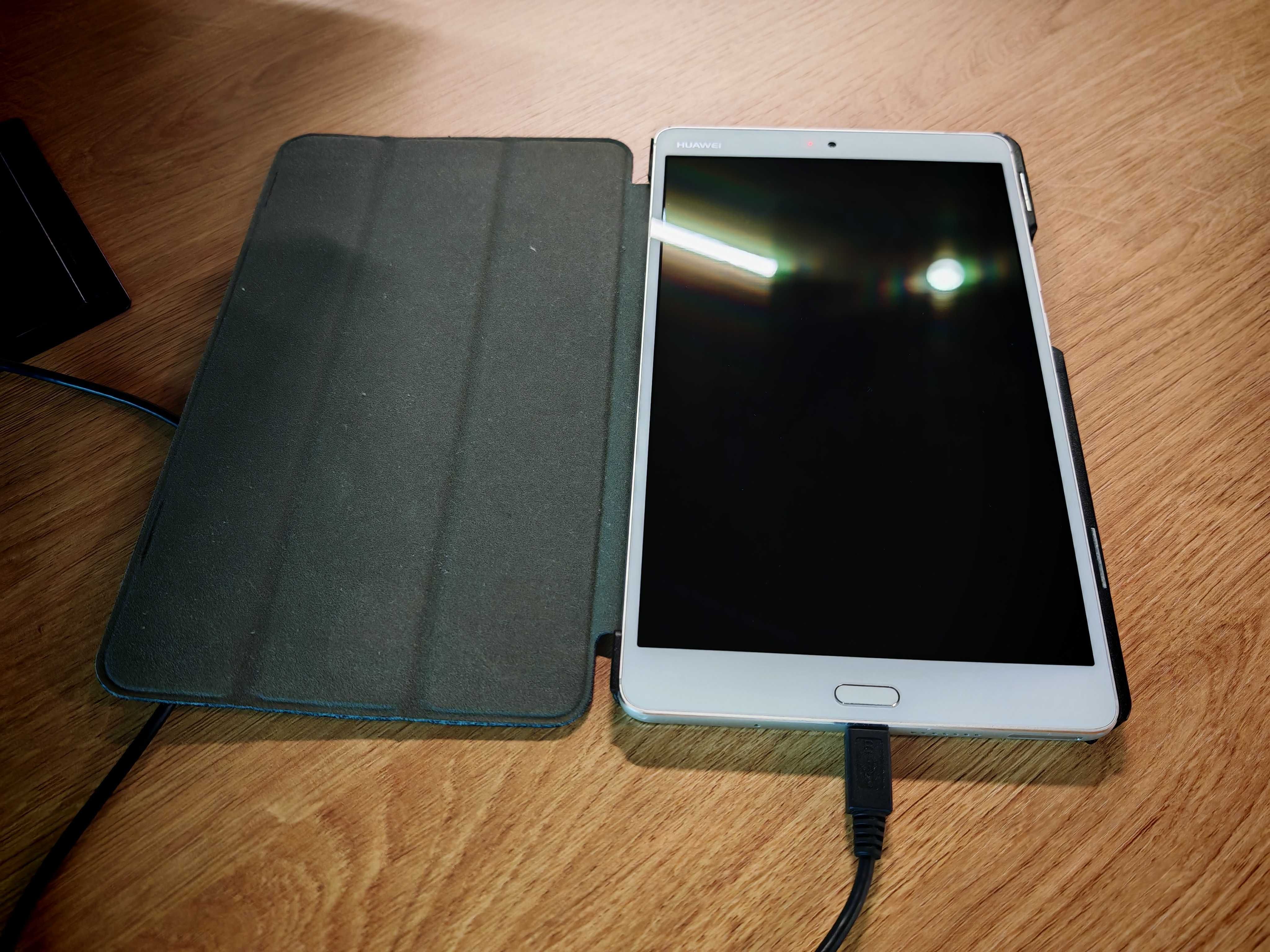 1600х2560 QHD Huawei Media Pad M3 8.4 инча 4GB