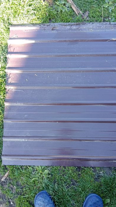 Vand tabla cutata zincata și color