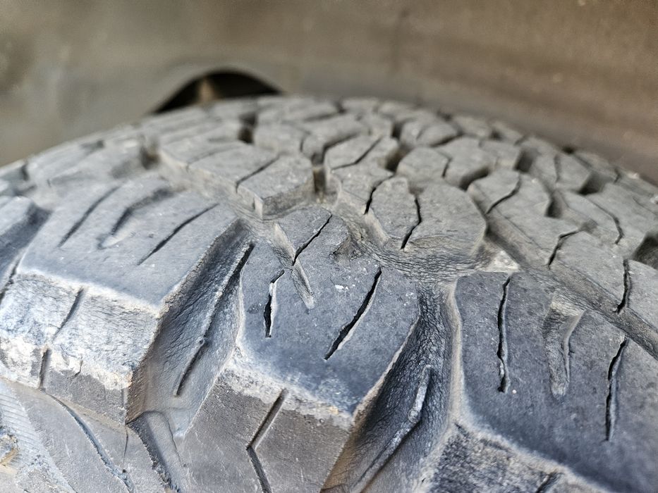 Гуми BF Goodrich 265 65 17 dot 07/19