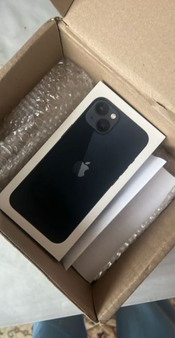 Айфон 13 iphone 13 почти новый
