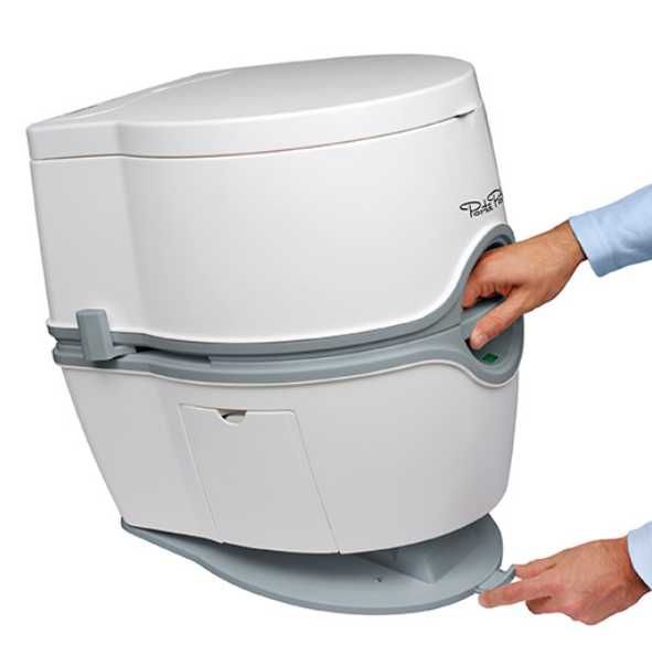Преносима химическа тоалетна Thetford Porta Potti 565