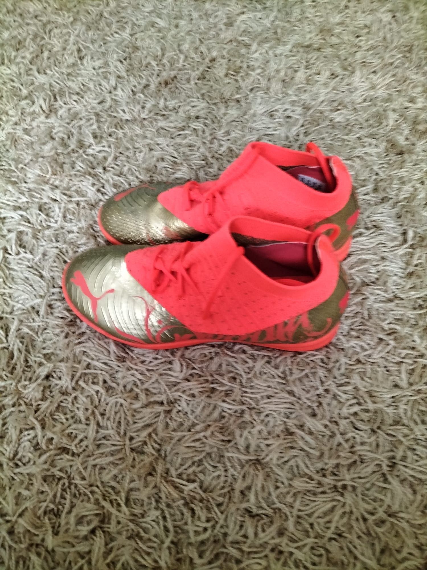 Vind ghete fotbal