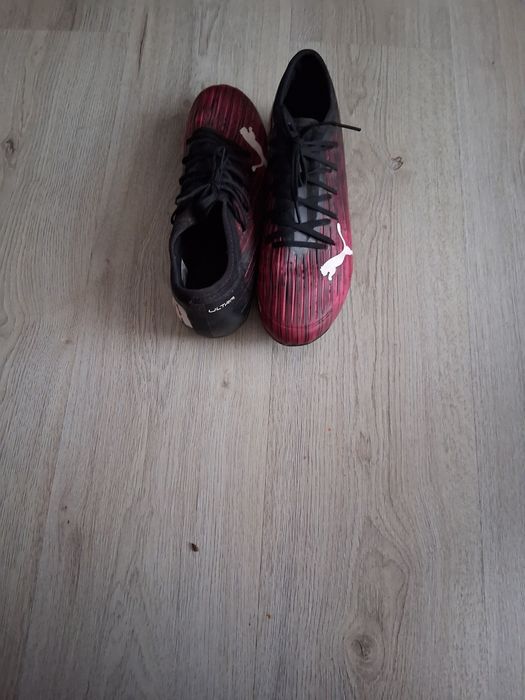 Футболни обувки Puma Ultra 42 номер 27см.