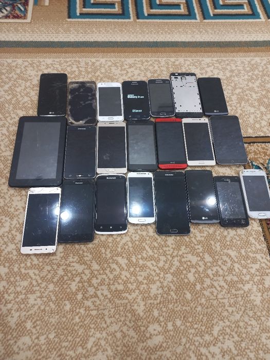 Продам Телефон Самсунг А5 Дж 5 Дж Всё Месте За 23тыс продам.  Ленова