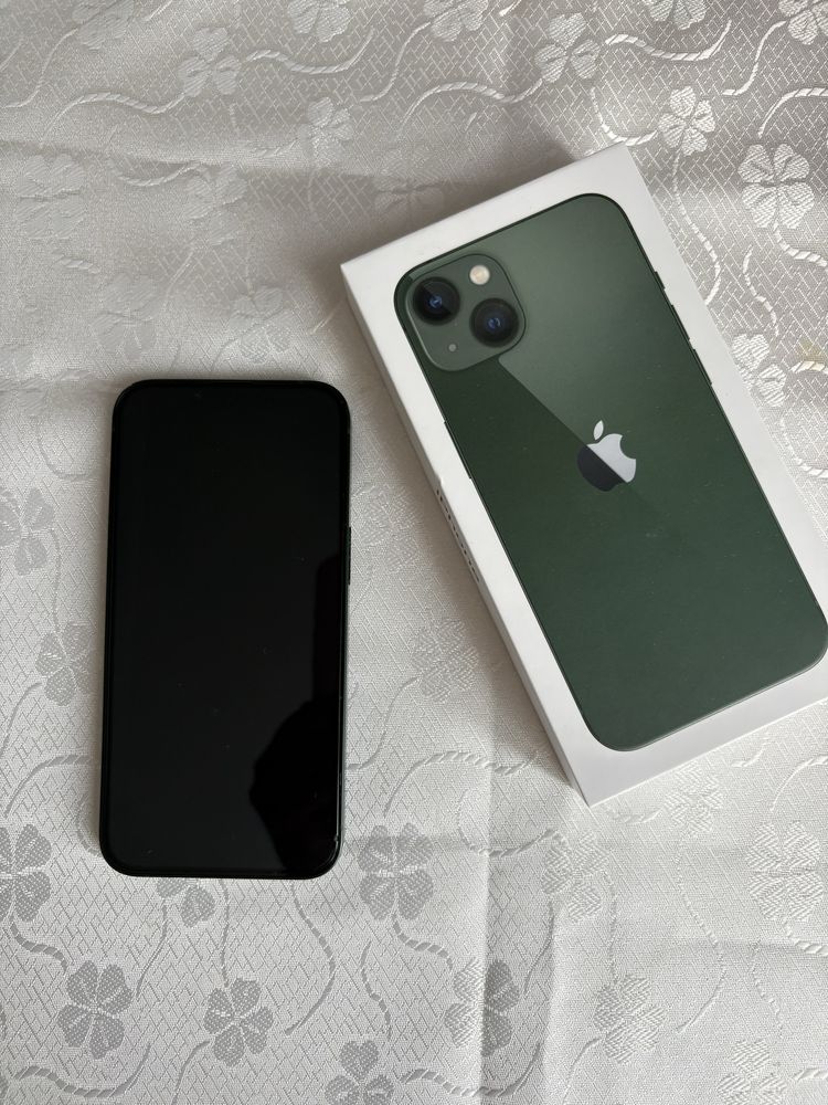 Продам iphone 13
