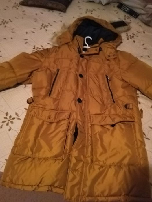 Haina de iarna Zara man ca noua