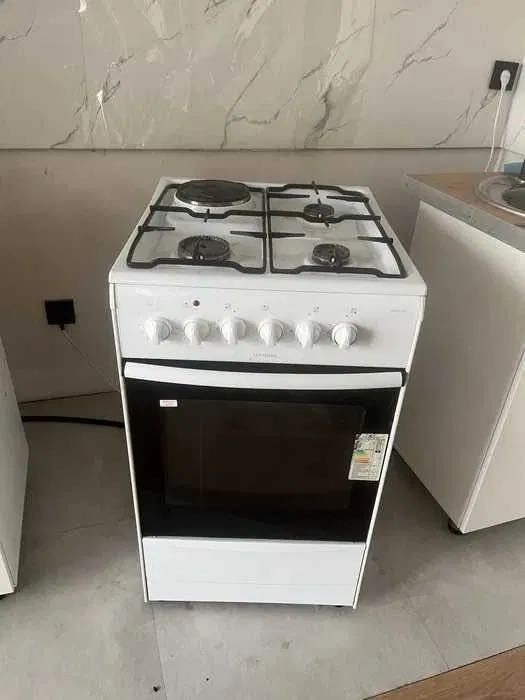 Газ плита с электрической духовкой