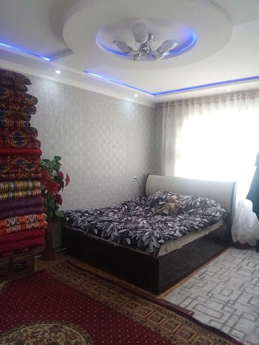 Квартира сотилади 5/3 4хона 3 етаж