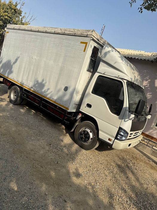 Isuzu sotiladi 2015