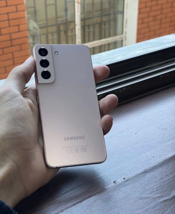 Samsung s22 продам или обмен