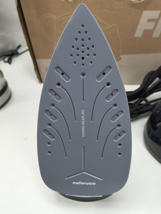 Чисто нова ютия парогенератор MELLERWARE FLOSSY 2200w