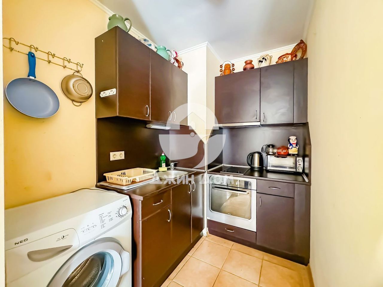Продава се Двустаен апартамент в Поморие - 76 кв.м за 645 €/кв.м - Снимка #3