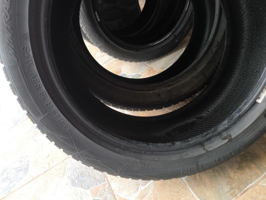 Зимни гуми 235 45 18