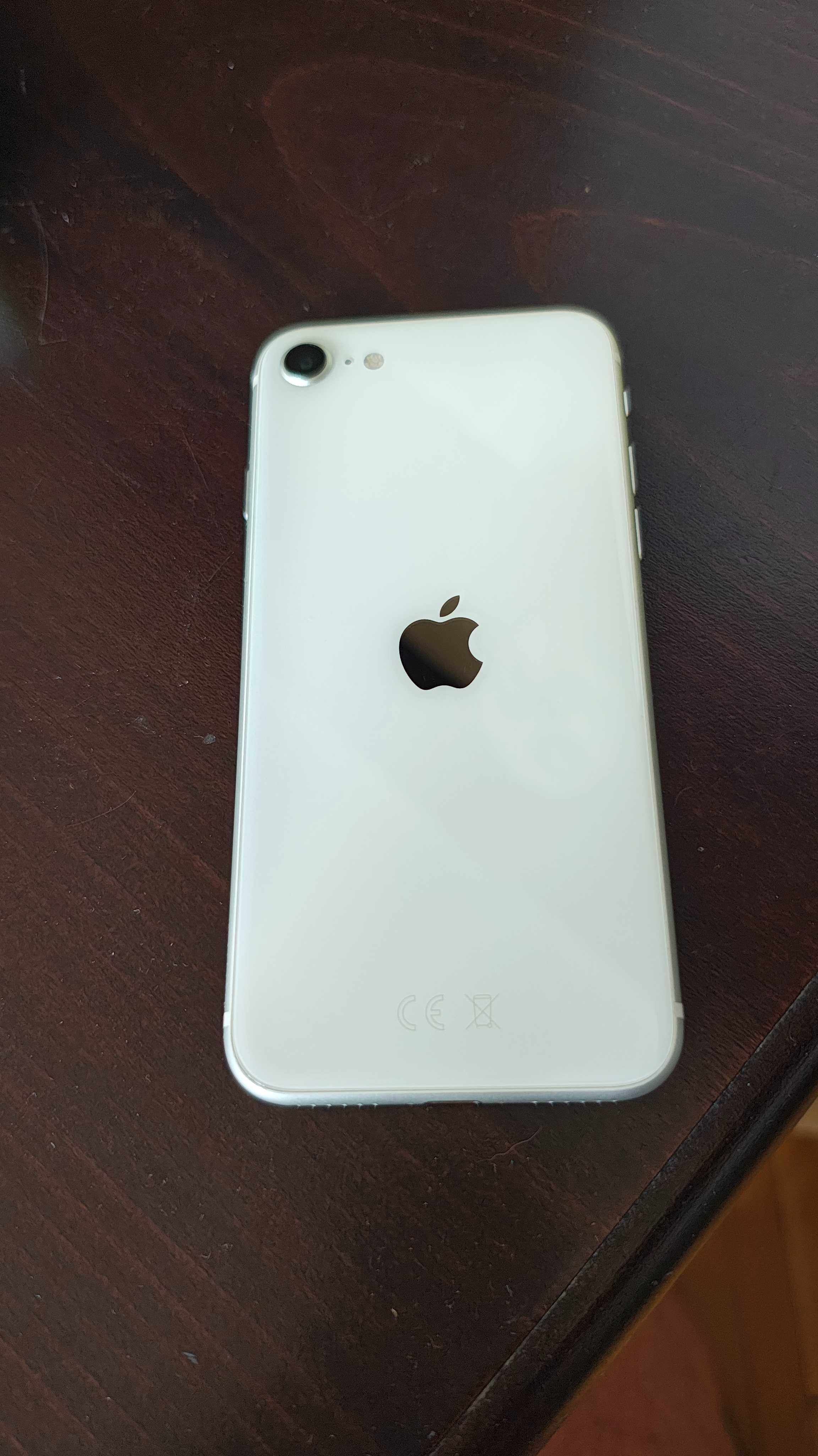 Iphone SE 2020 памет 256 gb отличен 199 лв