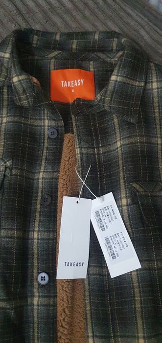 Продам новую фирменную одежду