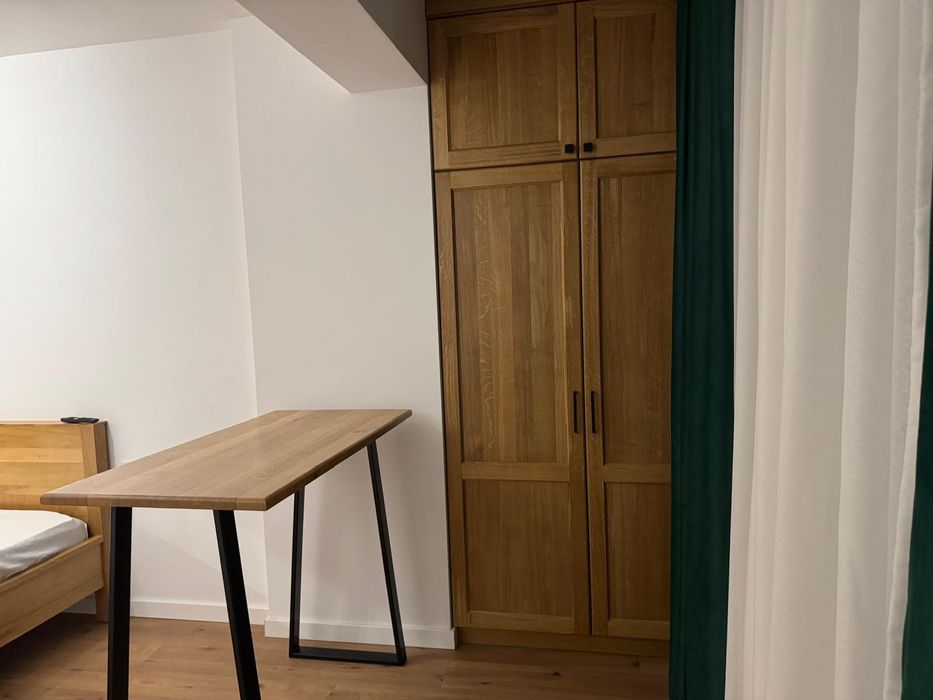 Mobila lemn masiv  la comanda