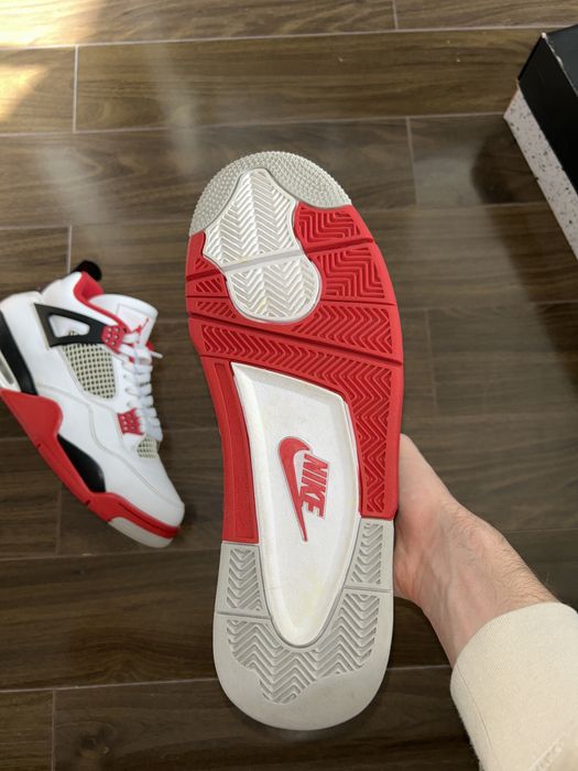 Jordan 4 Fire Red 2020