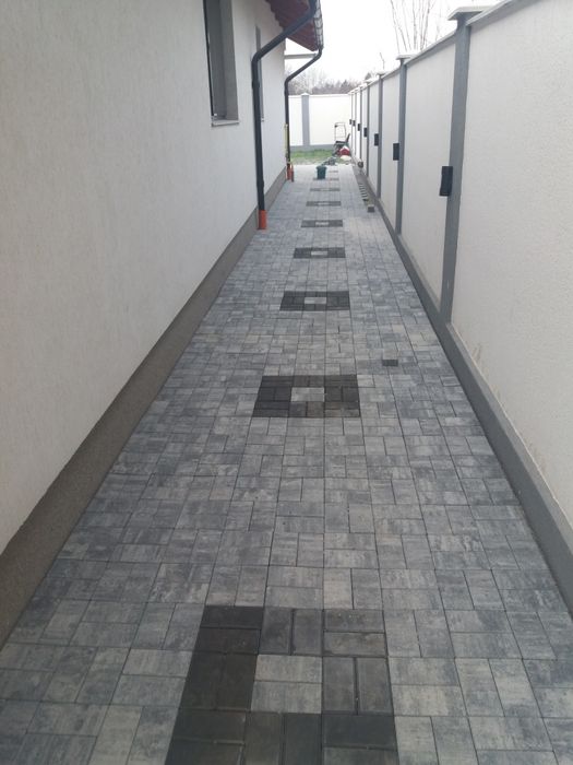 Montaj borduri pavaj.rigole piatra travertin gazon județul Iași