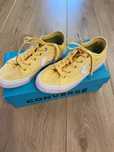 Tenesi  Converse