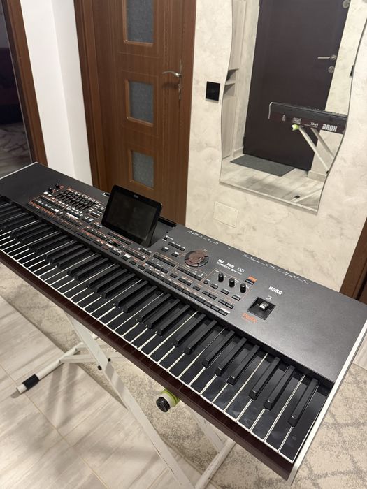 Korg pa 4x oriental 76keys