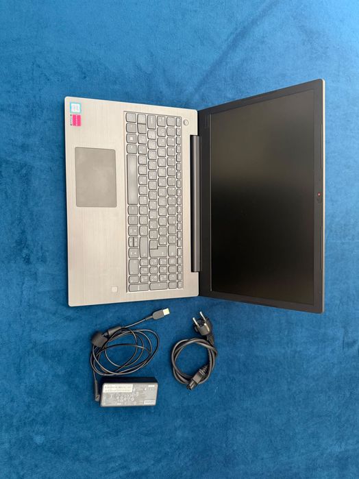 Лаптоп Lenovo V330-15IKB Graphite