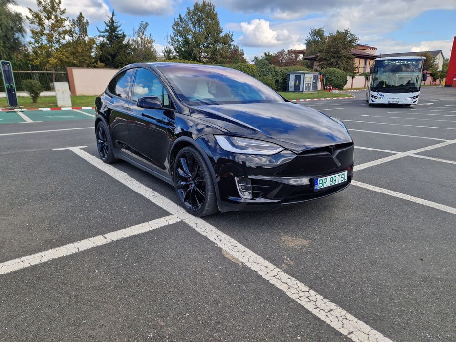 Tesla Model X P100D