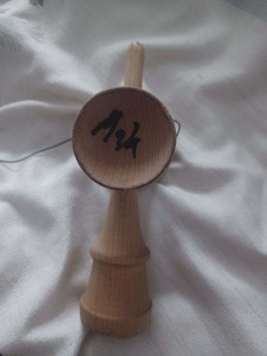 Kendama Krom-Lotus