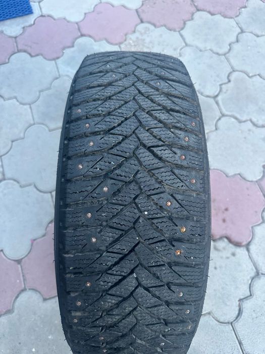 Шины зимние шипованные