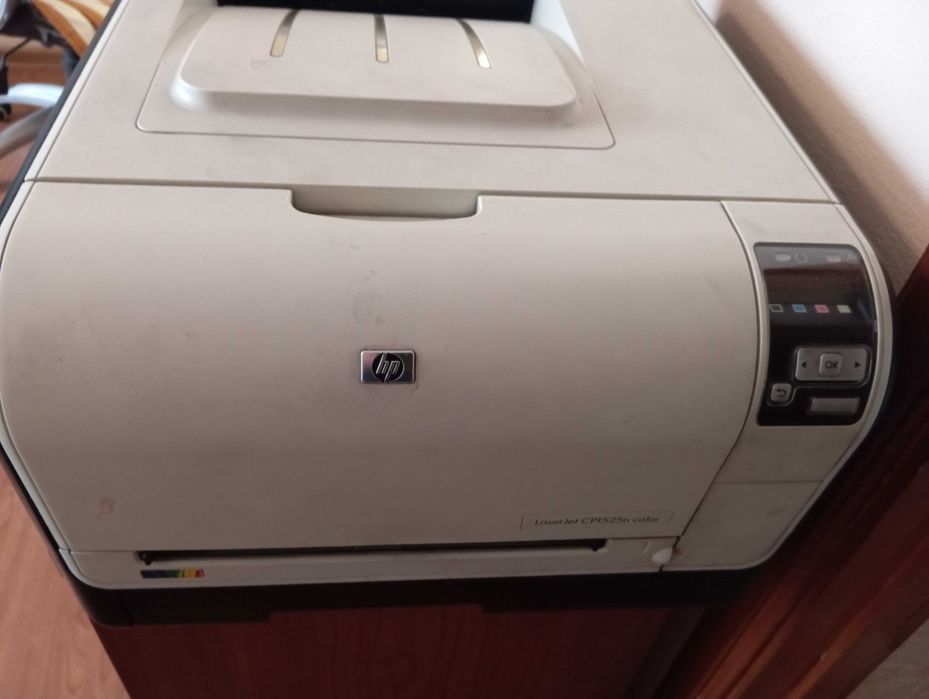 Принтер HP Laser Jet CP1525n color