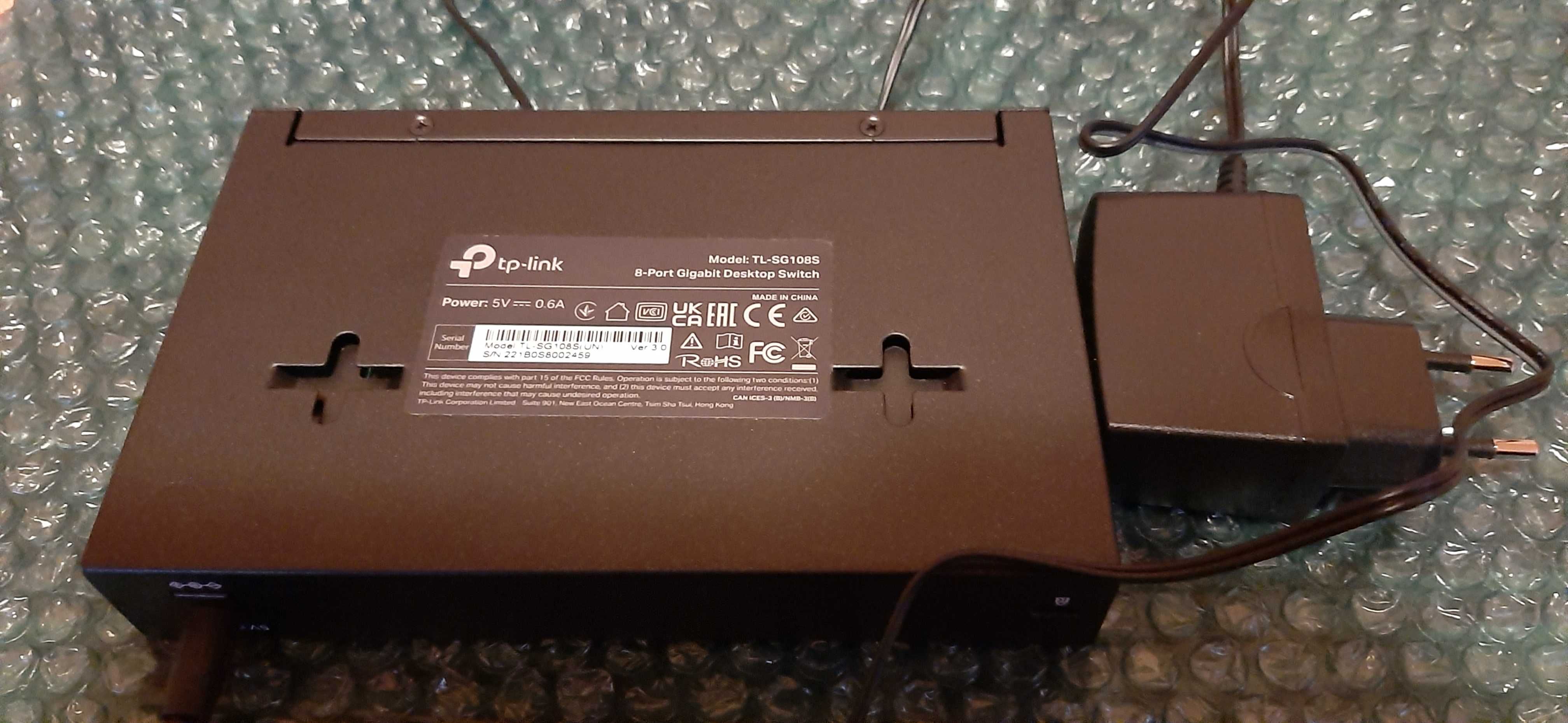 Switch TP-LINK TL-SG108S Gigabit cu 8 porturi