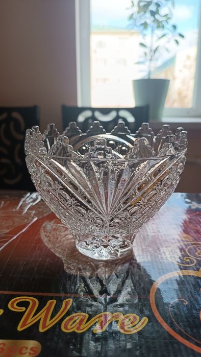 Ваза стеклянная в отличном состоянии