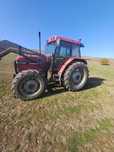 Case 5120 cu încărcător frontal