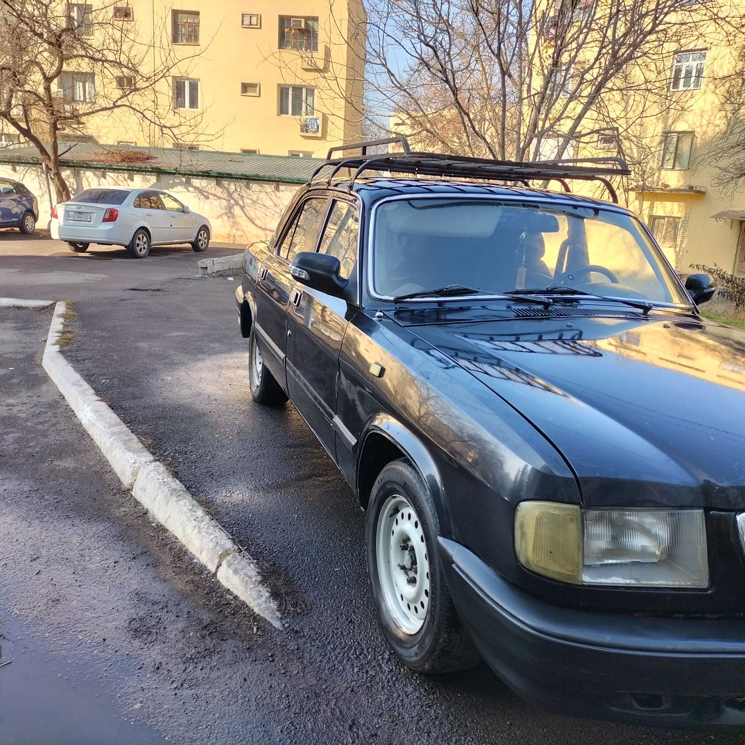 GAZ 31 10 volga yili 2001