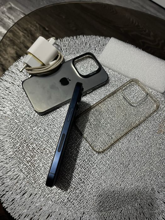 Iphone 15 Pro nou 128gb baterie 100 cicluri incarcare 47