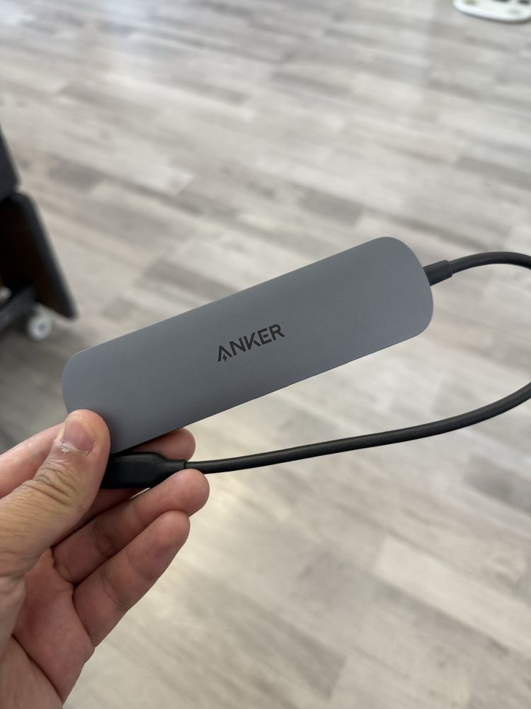 USB C док станция Anker