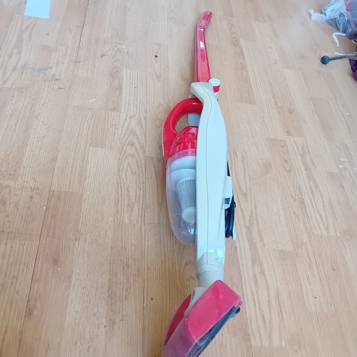 Прахосмукачка малка