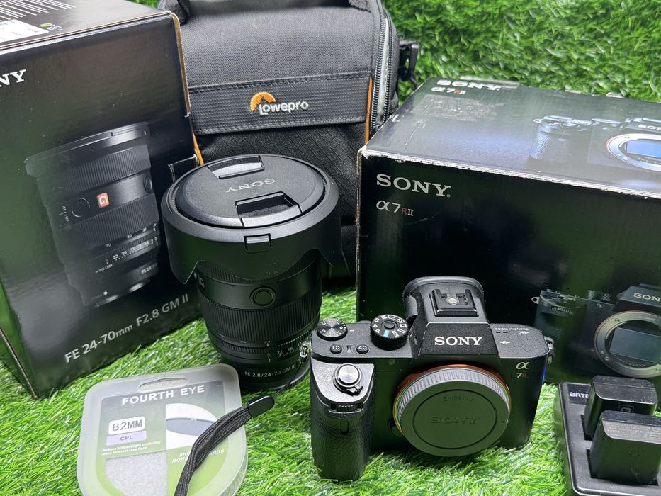 Фотоаппарат Sony R2 объектив Sony GM2 24-70