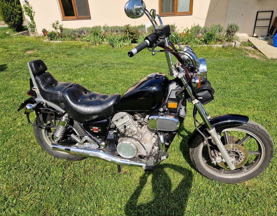 kawasaki Vulcan 750 inscris RO,plus inca un motociclet pt piese act DE