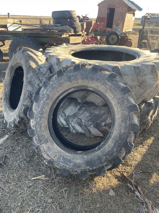 Vand Anvelope de tractor