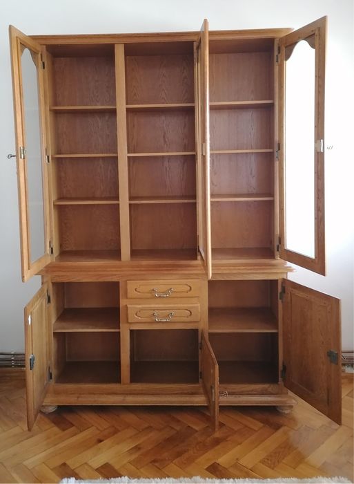 Vitrina - corp mobilier