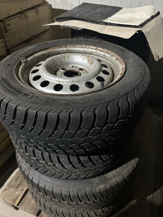 Cauciucuri 185 60 R14