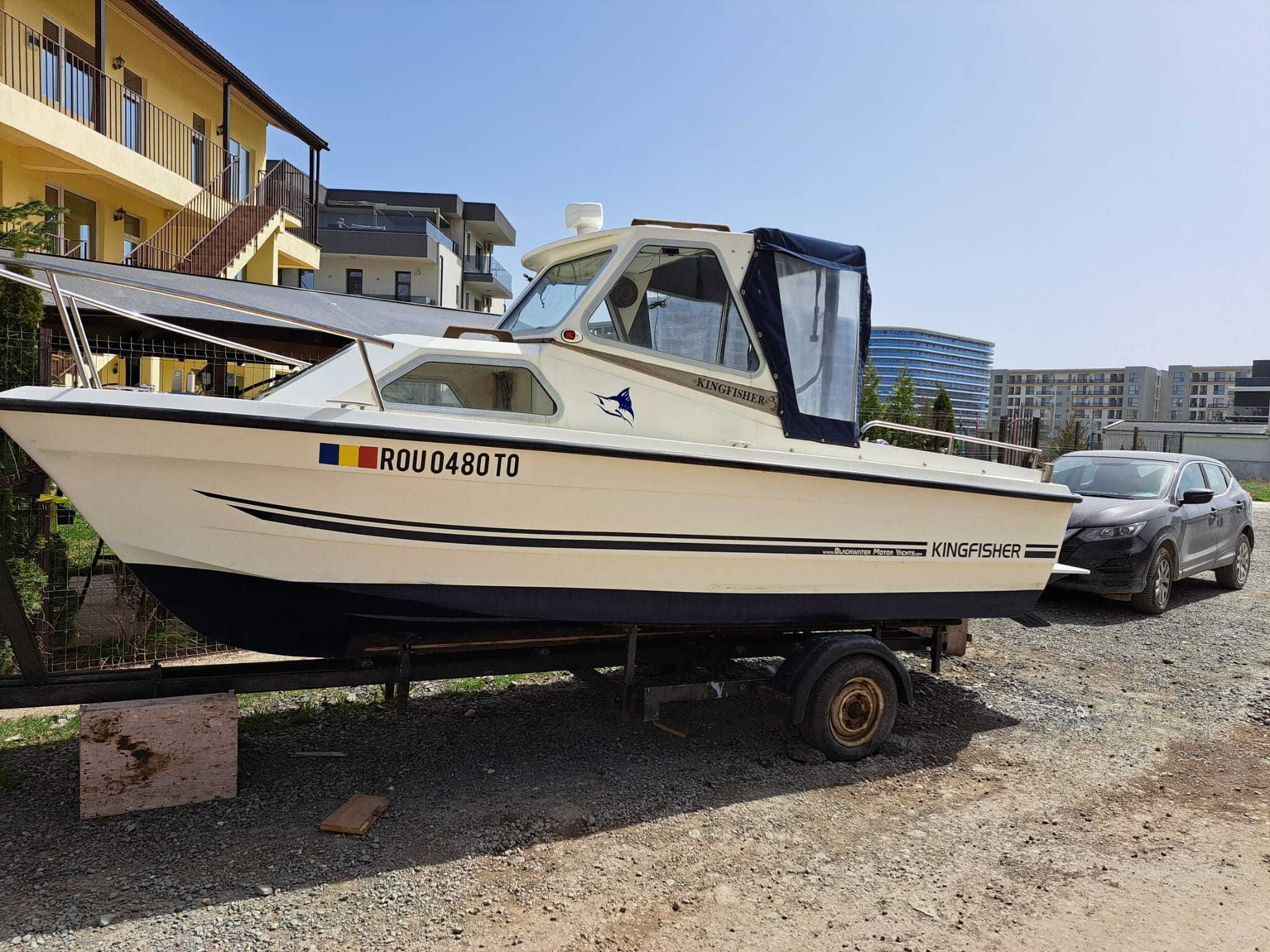 - Kingfisher 580 Pilothouse -2010 fara motor