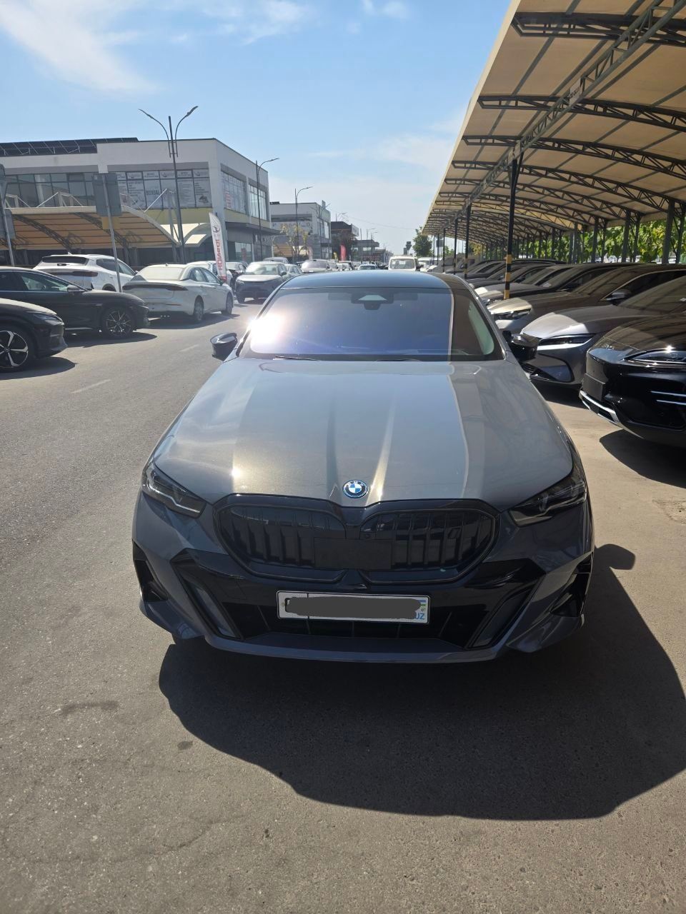 BMW i5 35L фулл 2024 йил