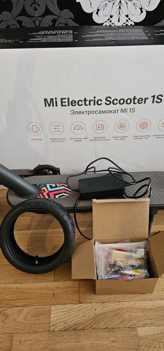 Електрическа тротинетка Xiaomi Mi 1S