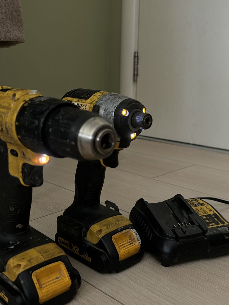 DeWALT винтоверт и дрелка