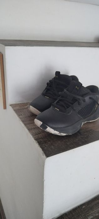 Adidași, Under Armour, marimea, 32, copii,