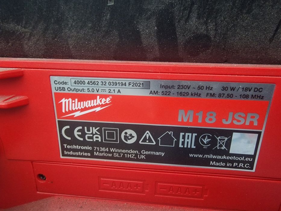 Aparat radio milwaukee M18JSR
