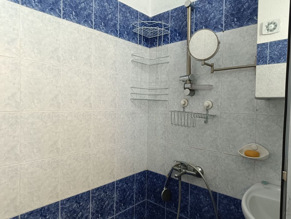 Дава се под наем Четиристаен апартамент в София, Гео Милев - 140 кв.м за 765 € - Снимка #8